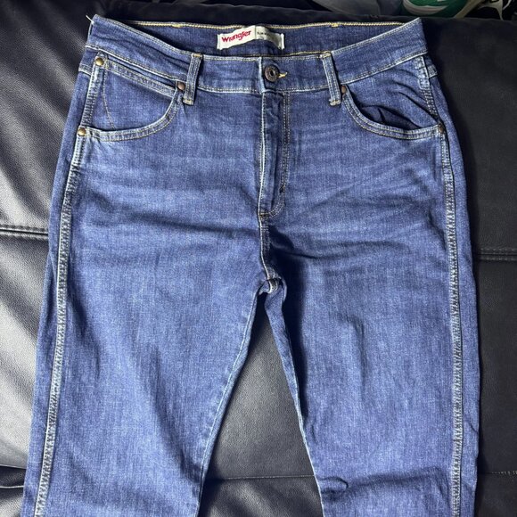 Wrangler Men's Slim Fit Boot Cut Jeans Blue Denim 5-Pocket Outdoor Preppy 32/34 - Picture 3 of 16